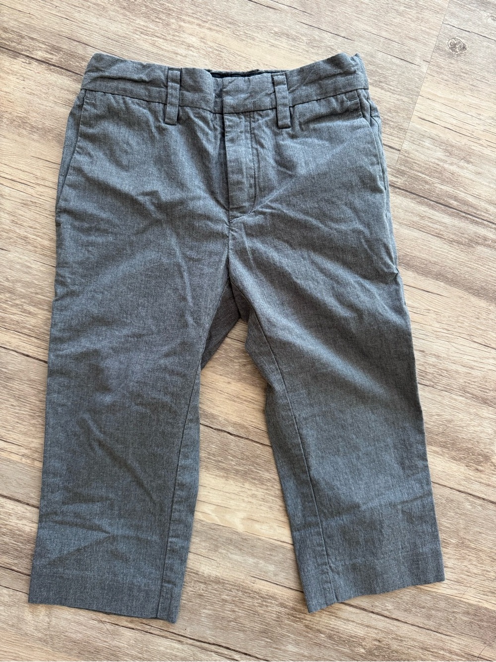 Size 2 Boys Crewcuts Thompson Suit Pants in very good used condition.